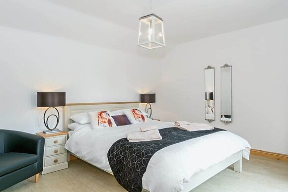 Nesting Box in Chapel-St-Leonards