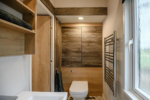 Woodpecker Lodge at Hole Farm