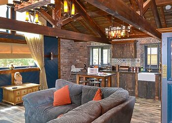 Tawitawoo Lodge in Felton