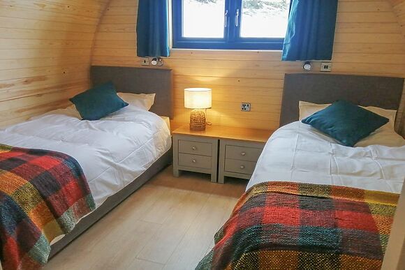 Glampio Trysor Garth