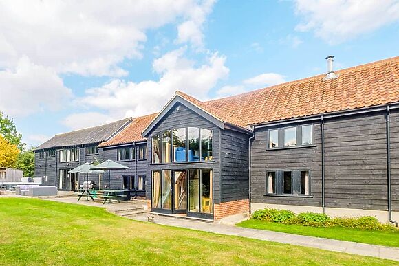 Old Hall Barn in Darsham