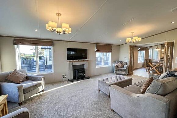 Lyndale 27