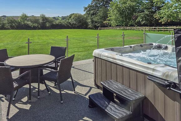 Towy Cottage in Ponthirwaun