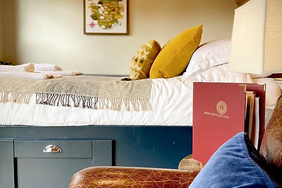 Robins Nest in Foolow