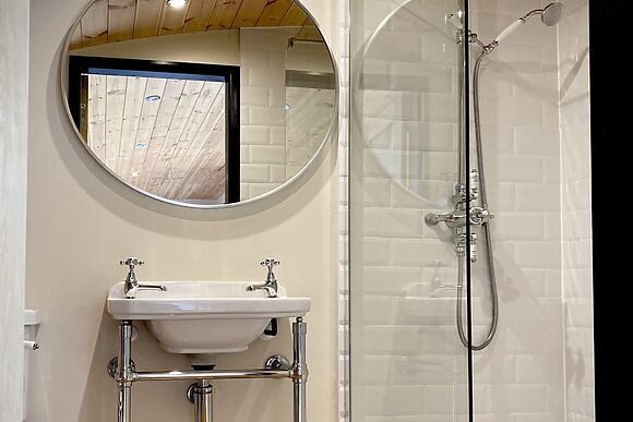 Robins Nest in Foolow