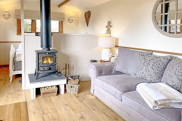 Little Norfolk Cabin in Neatishead