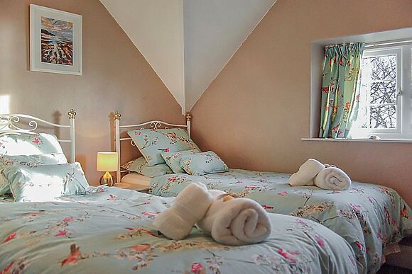 Min Afon Sea View Cottage