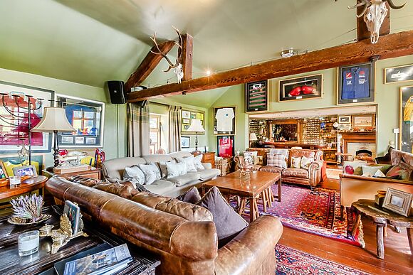 Croxton Lodge & Curlews Nest