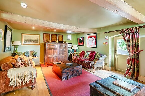 Croxton Lodge & Curlews Nest