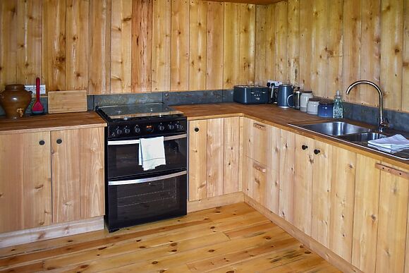 Hazel Roundhouse at Walnut Farm