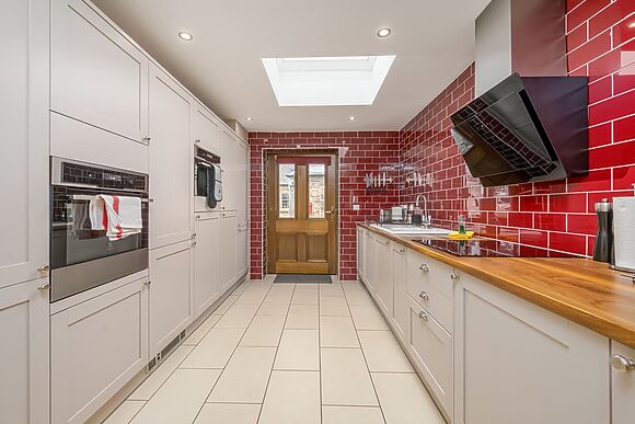 The Courtyard Apartment