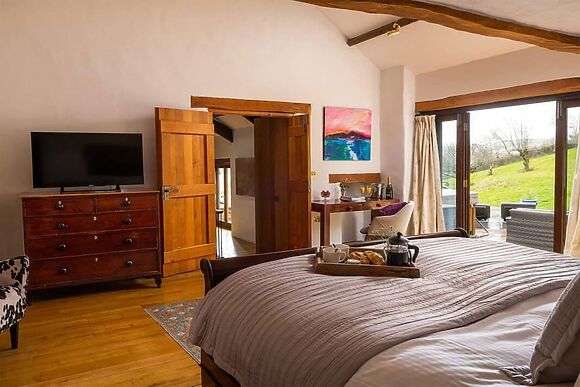 The Orchard Retreat