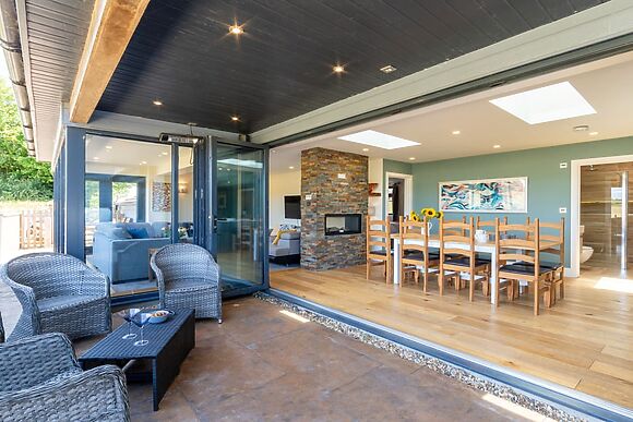 Valley Lodge