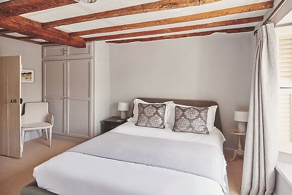 Valley Cottage