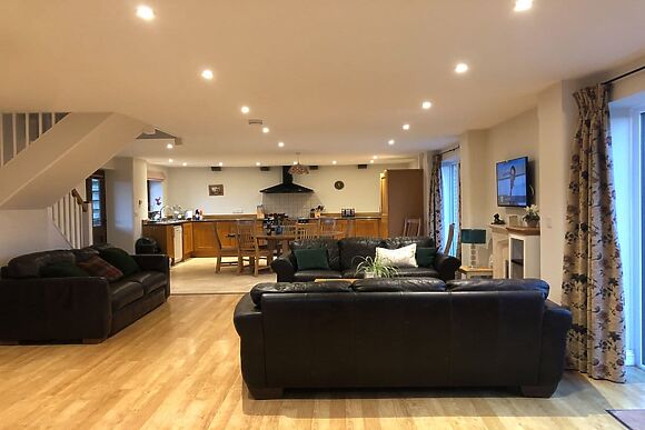Crowthorne At Bookham Court