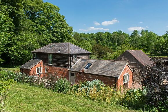 Brackenlight Cottage