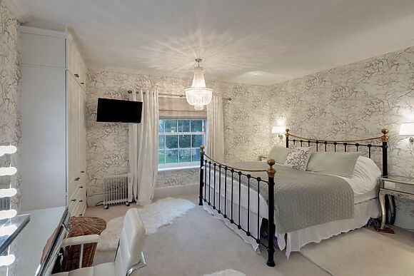 Badger Manor
