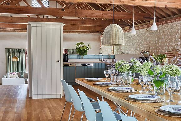 Hill Barn