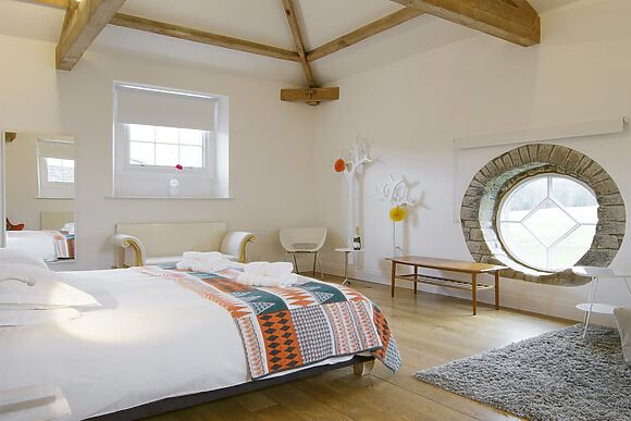 Utopia House