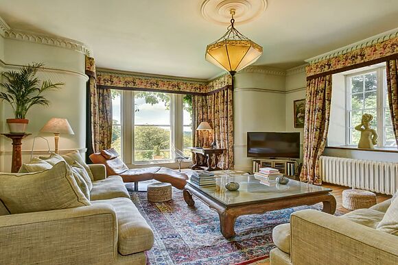 Hay Manor