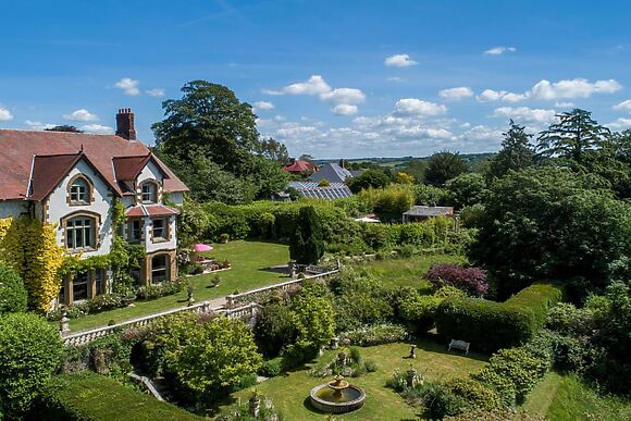 Hay Manor