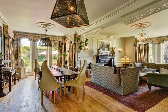 Hay Manor