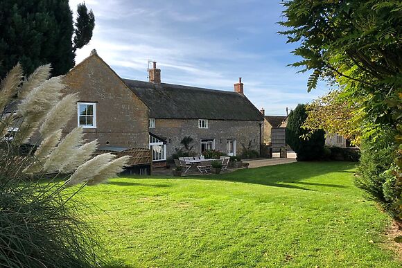Lanternmere Cottage