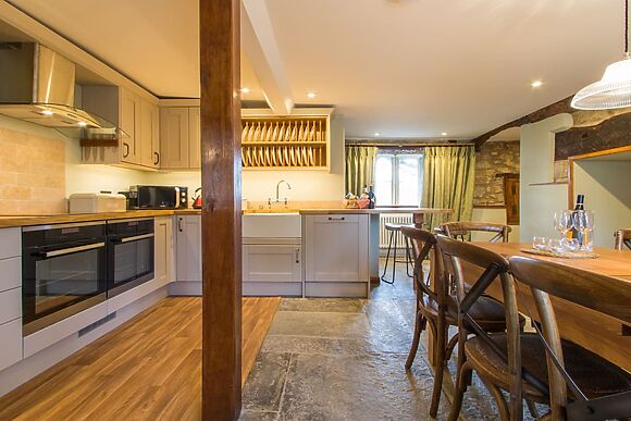 Lanternmere Cottage