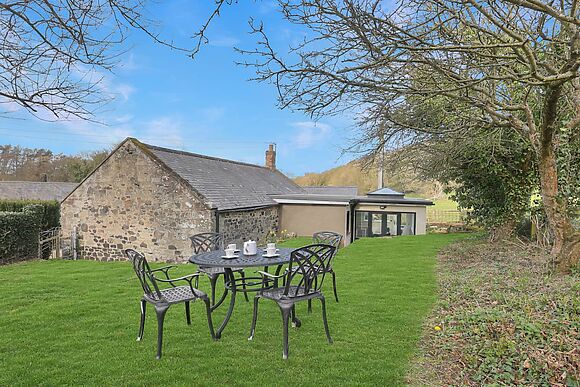 Spinning Cottage