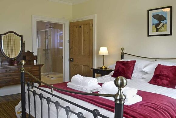 Tyllwyd Farmhouse in Capel Bangor