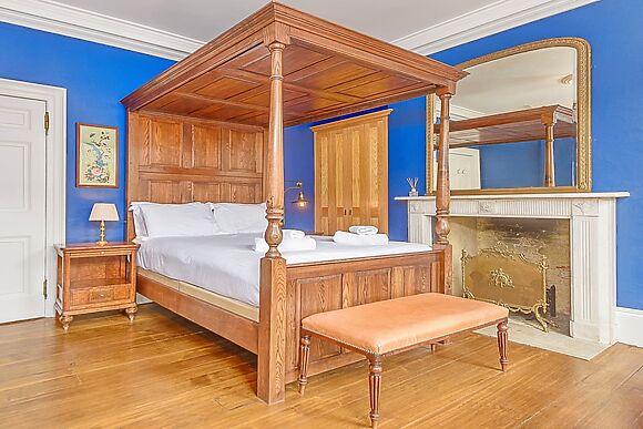 Whitby Villa
