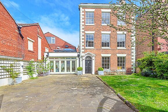 Whitby Villa