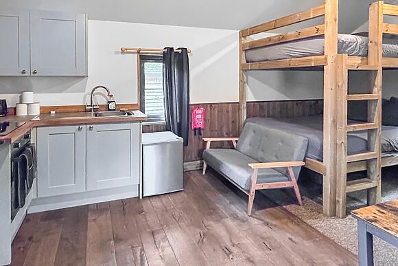 Oxbow Lodge