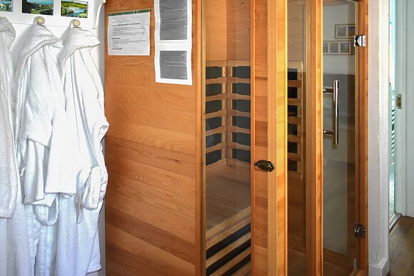 Jurassic Sea Pearl Suite and Spa