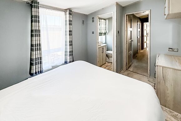 Palm Grove Lodge 1
