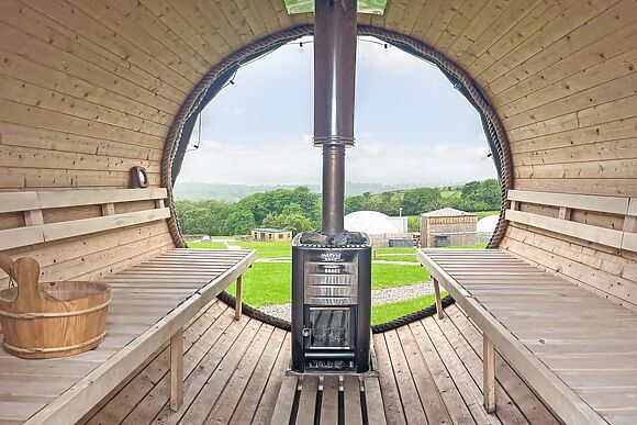 Ingleborough Dome at Deerstone Glamping