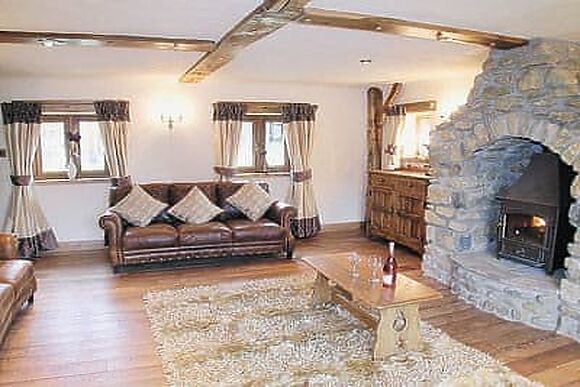 Bwthyn Cerrig at Crynant Cottages