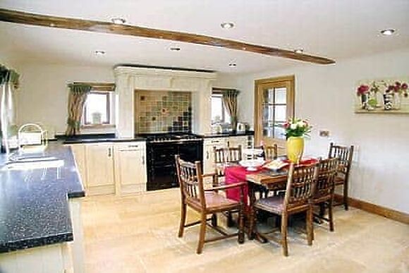 Bwthyn Cerrig at Crynant Cottages