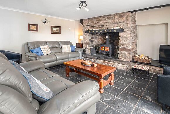 Hawton at Tanylan Farm Cottages