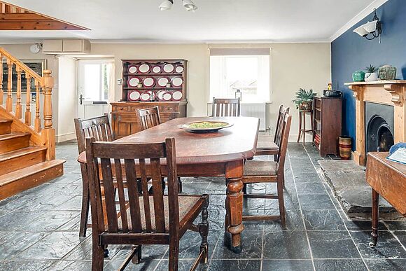 Hawton at Tanylan Farm Cottages