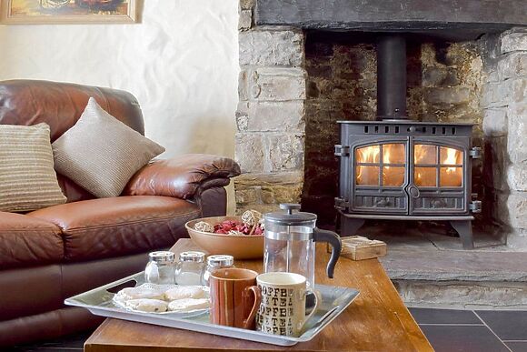 Bryntowy at Tanylan Farm Cottages