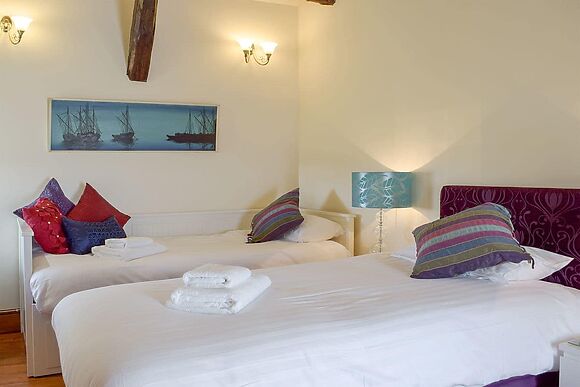 Bryntowy at Tanylan Farm Cottages