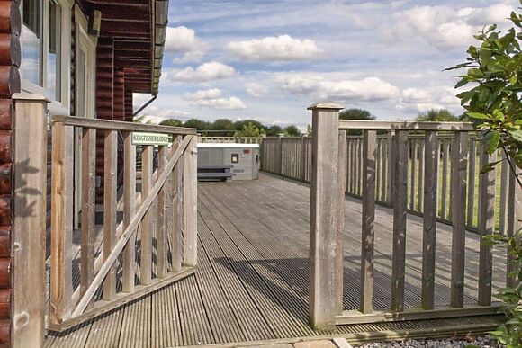 Kingfisher Lodge
