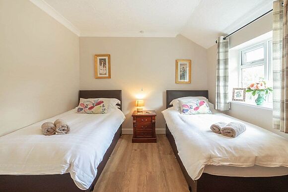 Luckington Stables 2 in Newbury