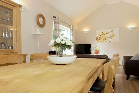 Luckington Stables 2 in Newbury