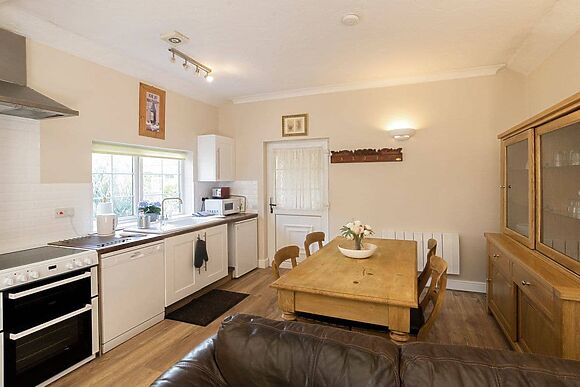 Luckington Stables 2 in Newbury