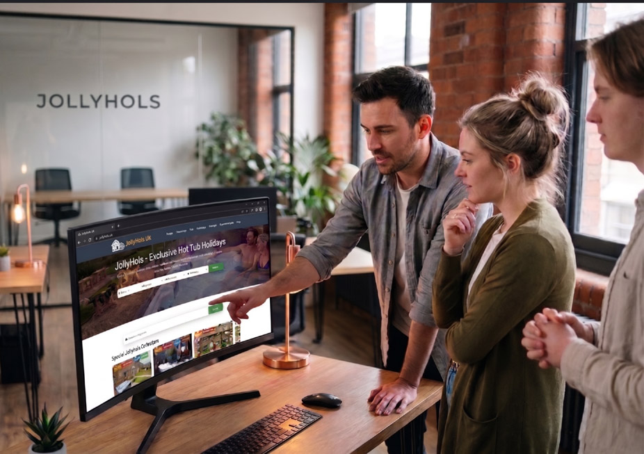 JollyHols UK Travel Marketing Professional