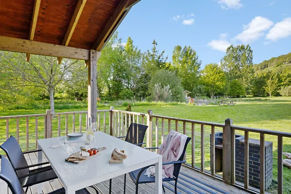 Kingfisher Lodge at Redlake Farm