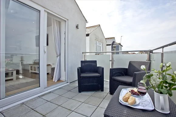 Sunnymead Penthouse