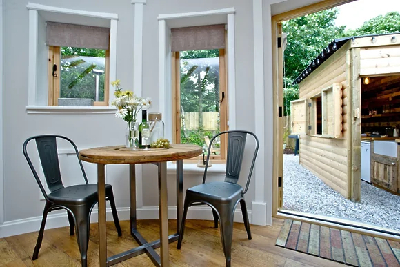 The Secret Roundhouse at East Thorne